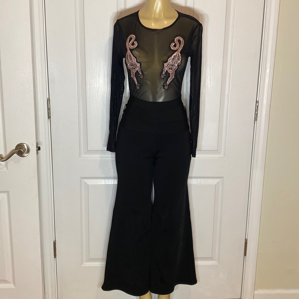 Guess set, black color, size M